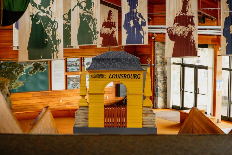 FOL-VRC-Visitor Reception Centre-Interior-lobby-Frederic Gate-041A1888-MADINSKY 2023